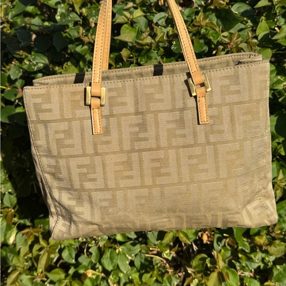 Authentic Fendi Zucca Canvas Tote Handbag ✨ - Picture 3 of 14